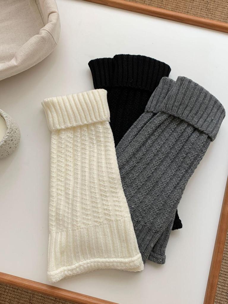 Women's Japanese Style Gray Knitted Wool Leg Warmers: Autumn/Winter Yoga Pants Accessories