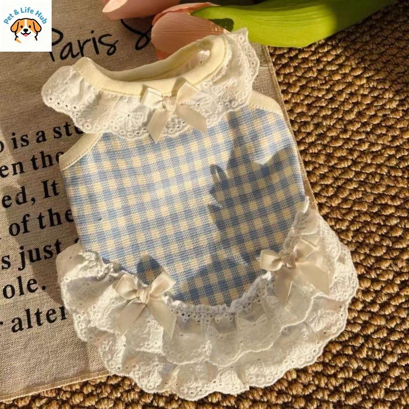Summer new style pet cat and dog clothes. Small puppies and teddy bear-like puppies in cute princess-style casual with bows