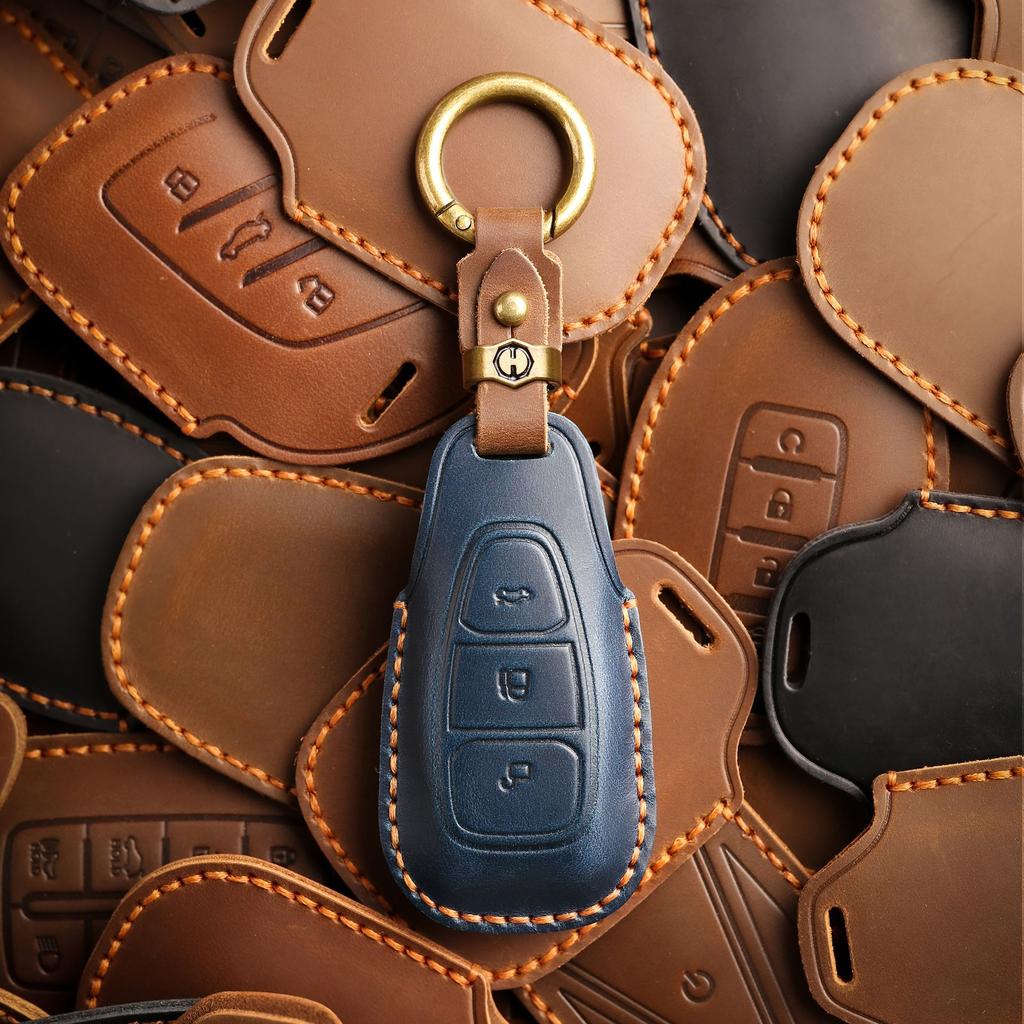Retro Key Cover Is Suitable for Ford Focus Car Key Case, Hand-stitched Genuine Leather Key Protective Case.