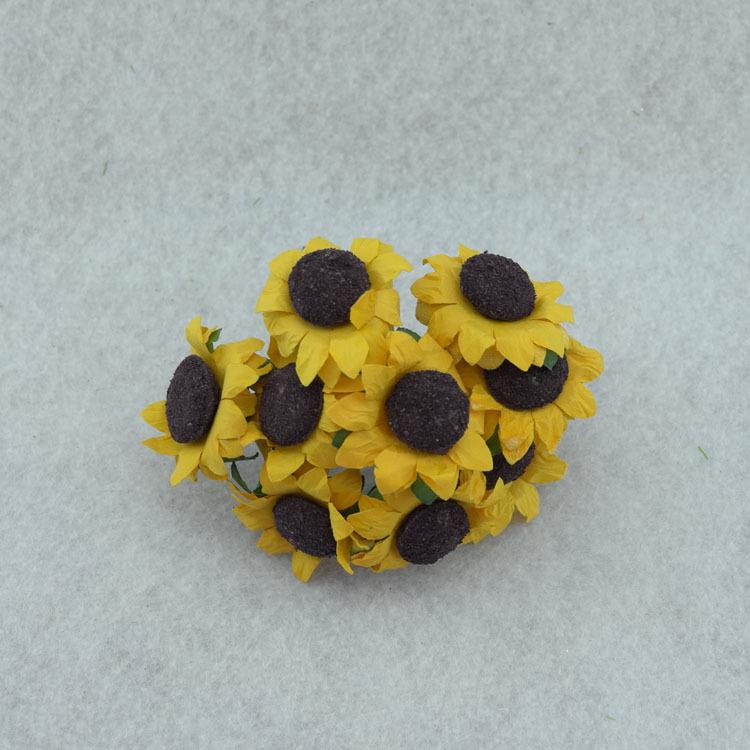 

Yellow Sunflower Candy Box - 3 cm Paper Sunflower Flowers in Stock