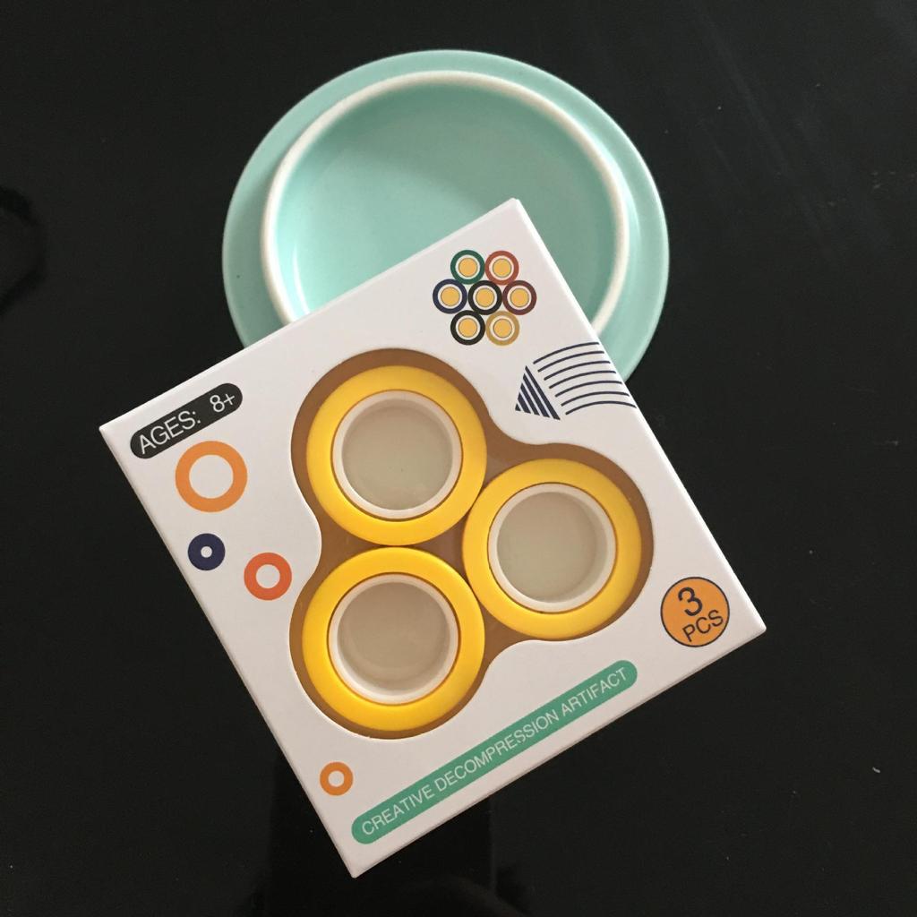 Magnetic Finger Ring Gyroscope: Unique Stress Relief Toy for Decompression