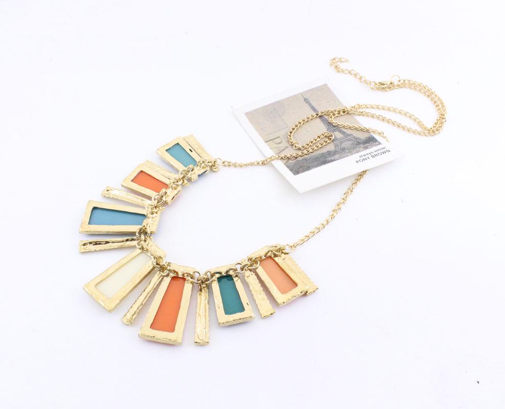Exaggerated Geometric Black Metal Necklace In Fresh European & American Style