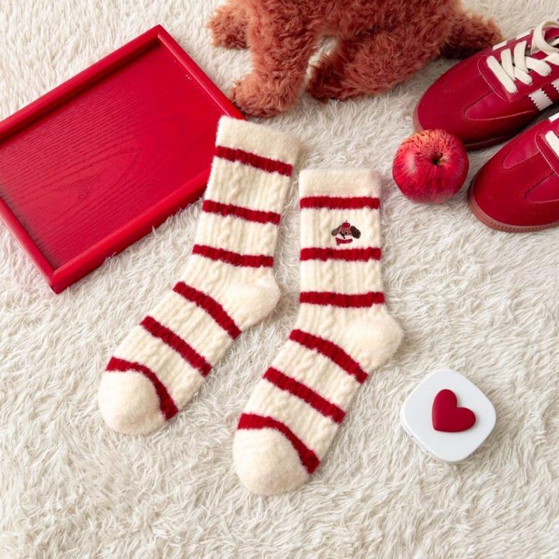 Australian Wool Socks - Women's Winter Thickened and Warm Padded Red Christmas Stockings with Embroidered Puppies for Sleeping