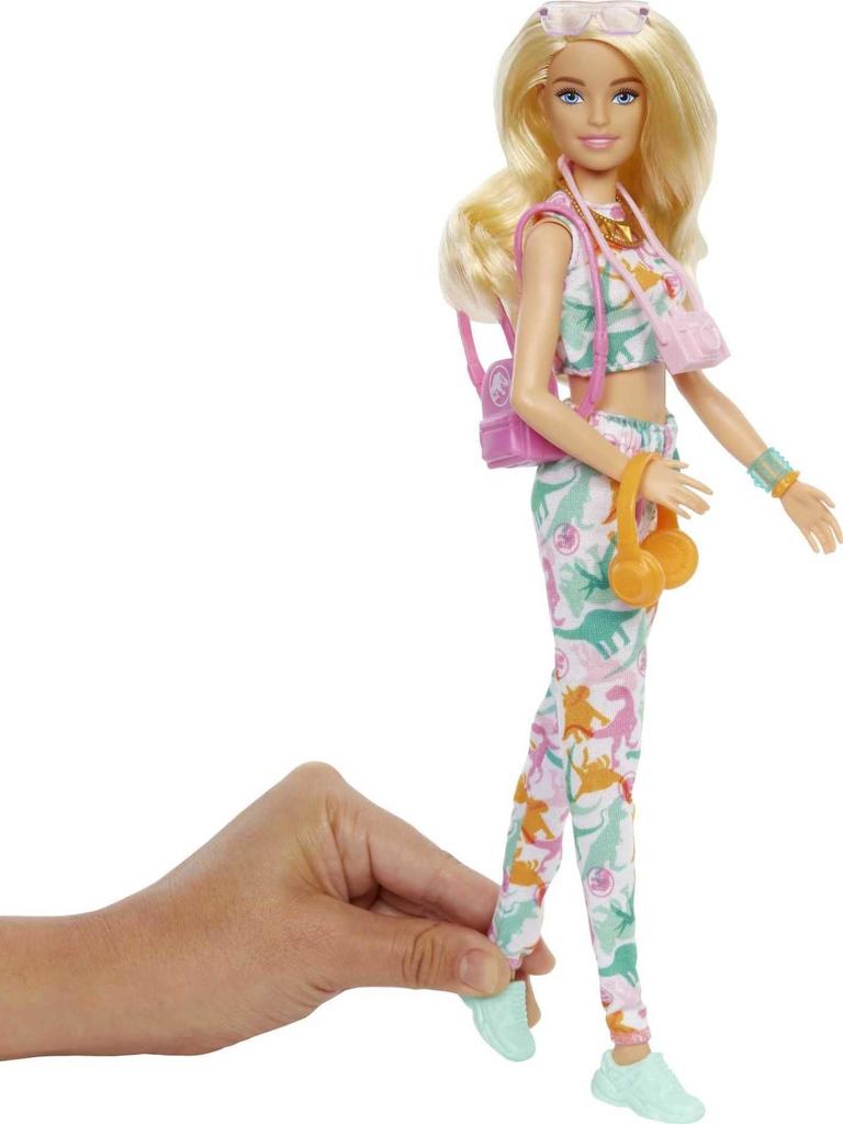 Barbie Fashion Accessory Pack World Sleeveless Shirt (Jurassic & Pants)