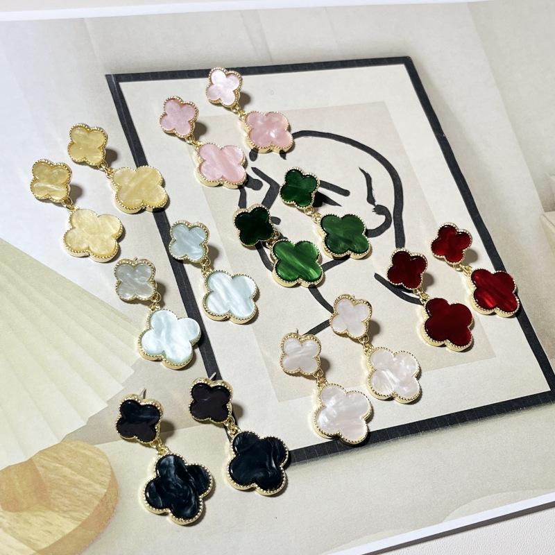 Orecchini Classici Erba Portafortuna per Donna Orecchini di Design di Nicchia Lusso Leggero di Alta Qualità Orecchini Temperamento