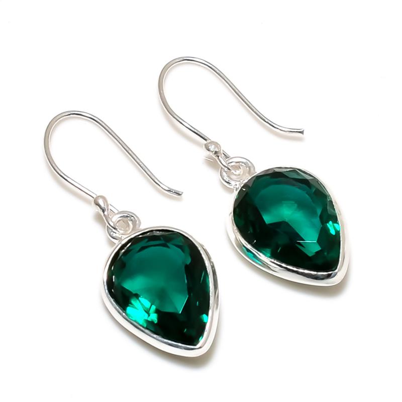 Cercei delicați cu piatră prețioasă Turmalină Verde, Cercei din Argint Sterling 925, Cercei lungi Boho din Argint lucrați manual, Cadouri pentru nuntă