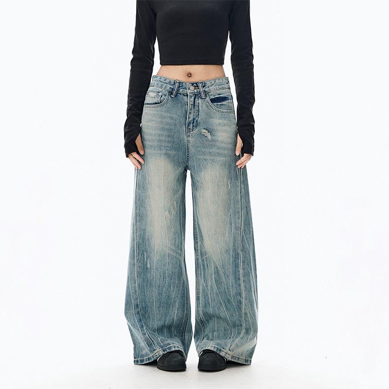

Unisex American Retro Washed Straight-Leg Jeans: Trendy and Versatile Casual Wear Small