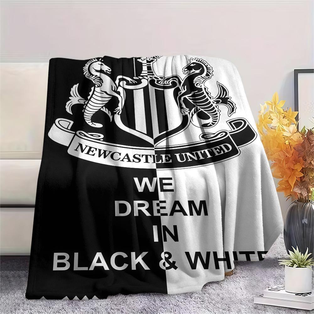 NUFC proter logo Print FlAannel Blanket, High quality Comfortable for All Seasons, Home Decor, Warmth and Comfort