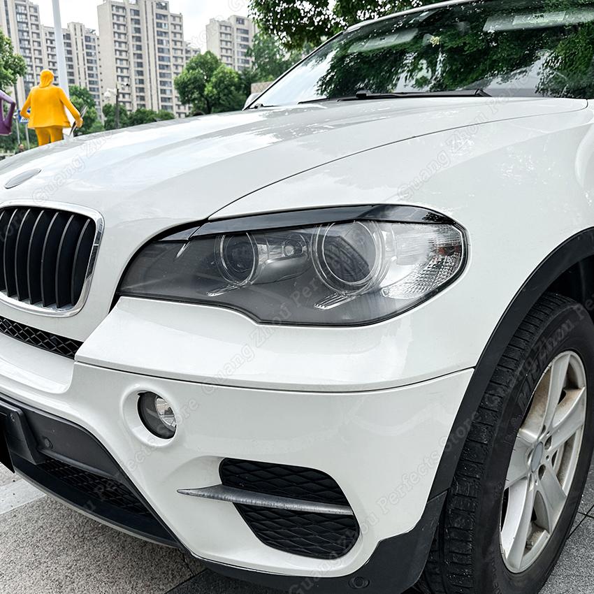 Auto-Scheinwerfer-Augenbraue Augenlid-Aufkleber für BMW X5 E70 30d 48i 30i 35d 40d 30d 50i 35i M50d 2006-2013 Zierleuchte Abdeckung Karosserie-Kits