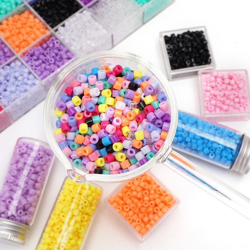 300pcs 4mm Acrylic Short Tube Beads Solid Color Seed Beads Accessories For DIY Jewelry Making