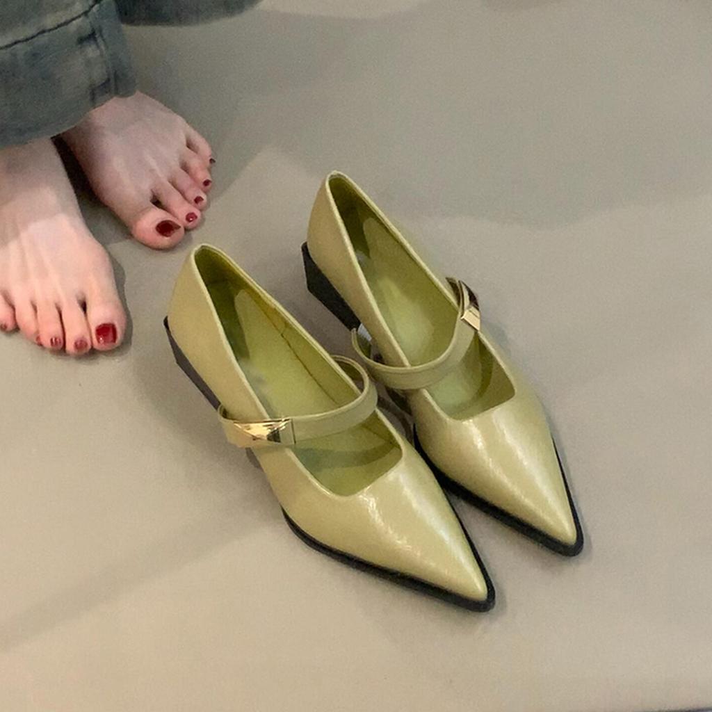 One Word with Small Leather Shoes, Women's Simple and Versatile Commuting Temperament, Single Shoes, Pointed Head, Shallow Mouth Mary Jane Shoes