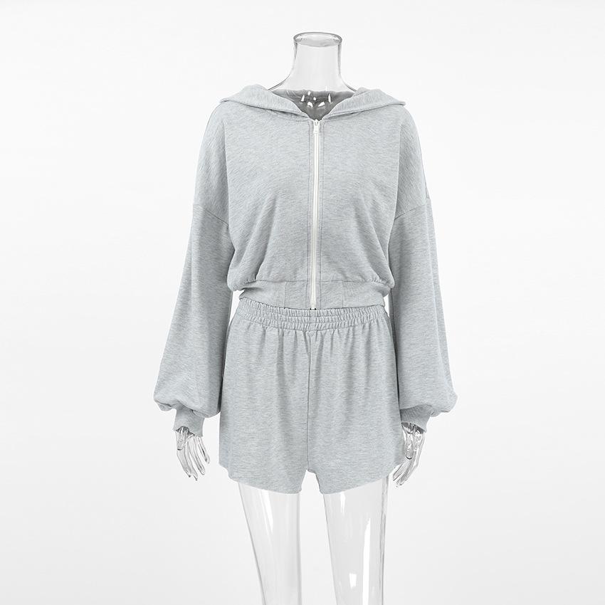 1116 Autumn European and American Hooded Long-sleeved Sweater Loose Shorts Two-piece Set Versatile Casual Sports Suit Gray Women