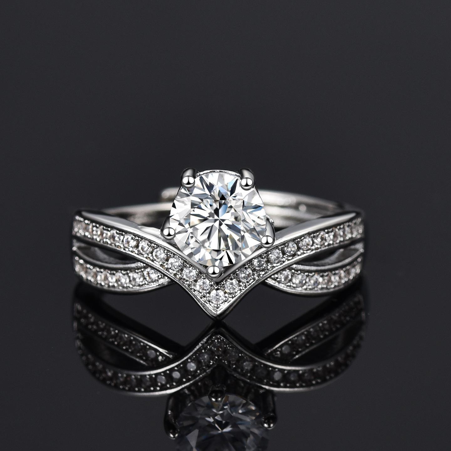 TikTok Live Bestseller: Women s One Carat Double Layer Crown Engagement Ring