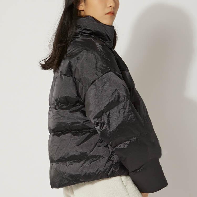 Nike Sportovní oblečení Therma-Fit City Series Jednobarevné s potiskem loga Zapínací na zip Stojáček Bavlněná bunda Dámské bundy Černá DQ6889-010