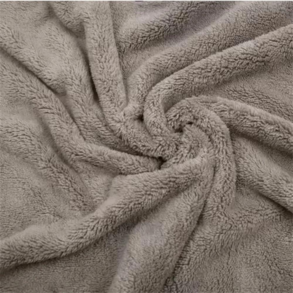 Premium Microfiber Car Wash Towel Super Absorbent One-Pass Auto Drying Cleaning Cloth for Efficient Vehicle Detailing