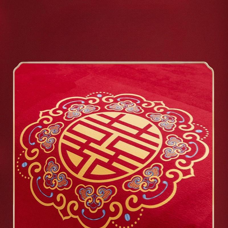 Husă de canapea roșie Happy Character Stil festiv de nuntă Husă universală pentru toate anotimpurile din pânză Pernă de canapea anti-alunecare