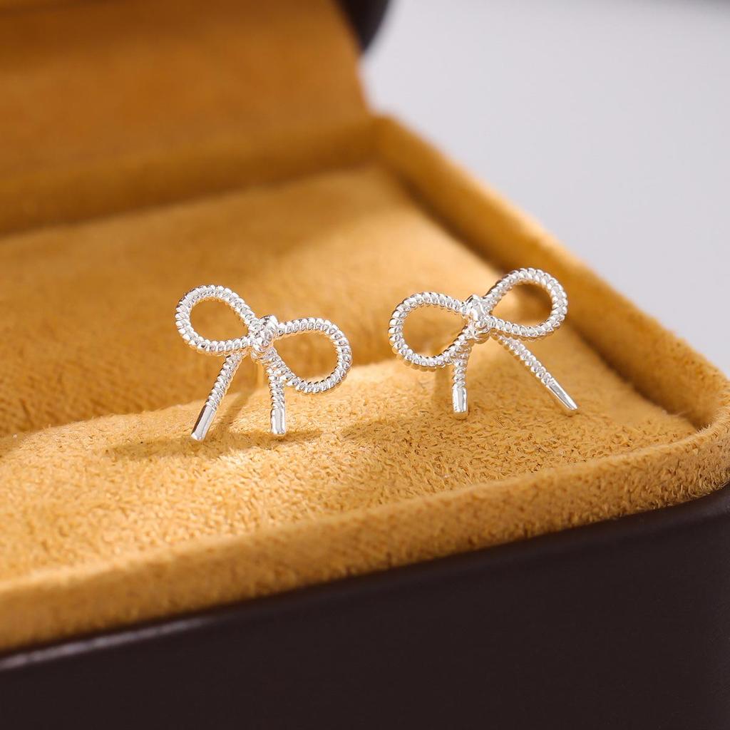 Chic Hollow Bowknot Fresh Stud Earrings for Women