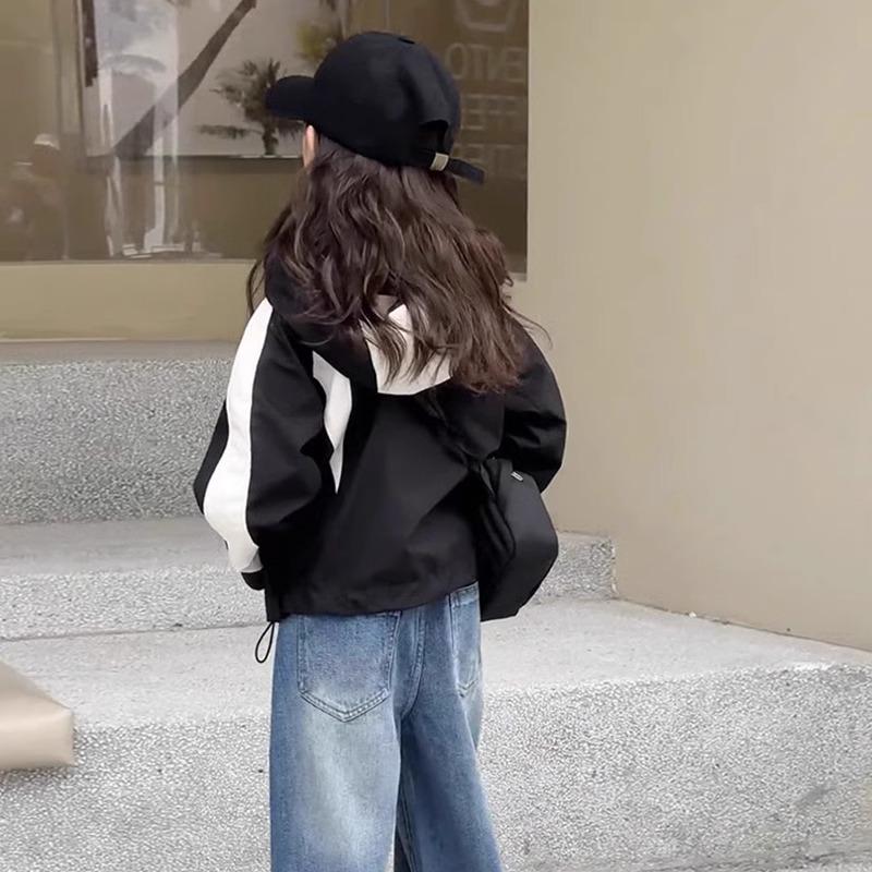 Girls' 2025 Spring/Autumn Fashion Windbreaker: Big Child's Trench Coat & Thin Jacket.