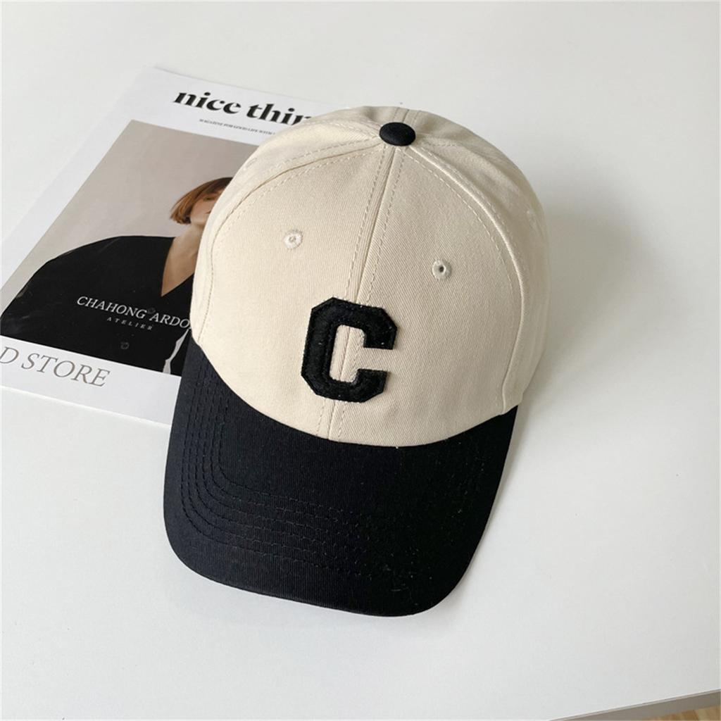 Vielseitige Baseballkappe für Männer und Frauen, stilvolle Buchstabe C Aufnäher Colorblock Hut, Sommer-Sonnenhut mit Colorblock-Design geeignet