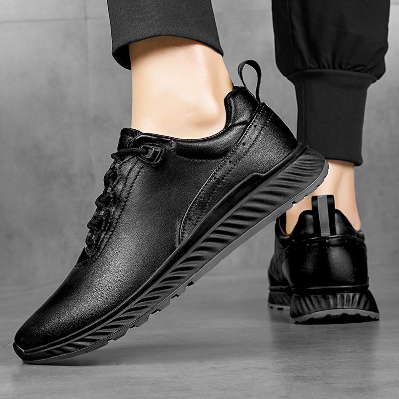 FashionBrand Men Genuine Leather Shoes Autumn Breathable Sneakers Luxury Outdoor Lightweight Men's Moccasins Trekking Shoes for Men