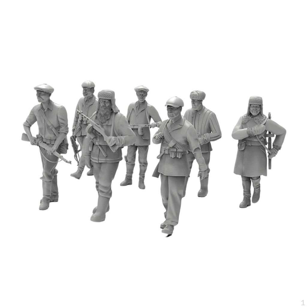 7 Figures for Miniature Diorama Models