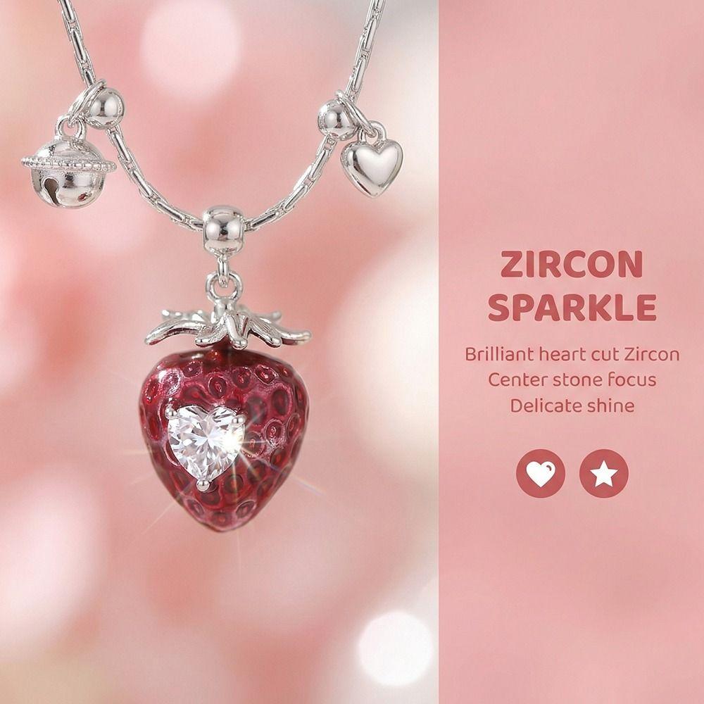 Niche Red Strawberry Love Necklace Girl Clavicle Chain Love Zircon Pendant  Lady