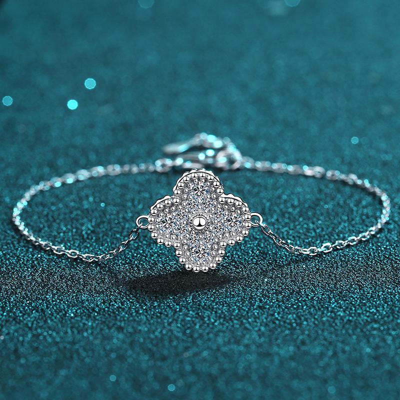 Adjustable 925 Silver Clover Bracelet Fashionable Fine Jewelry for Girls Lucky Grass Moissanite Birthday Gift moissanite