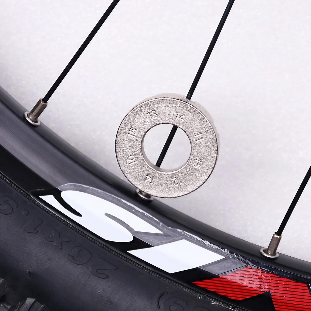 8-Wege-Speichenschlüssel Fahrradfelgen-Reparaturwerkzeug Gewindeverbindungs-Schlüssel für Fahrradwartung Radsport-Reparaturwerkzeuge Wesentliche Zubehörteile