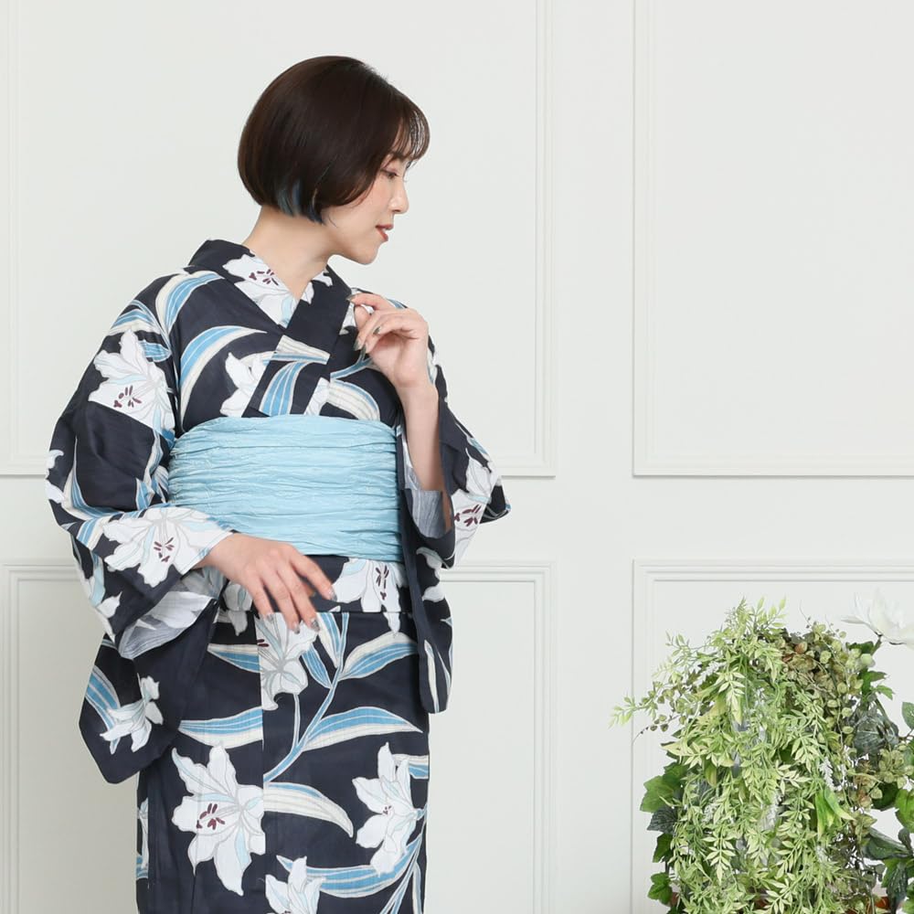 Kyoto Kimono Yuzen Women's Two-Piece Floral Yukata Set with Obi (Heko Obi) (Navy with Lilies)