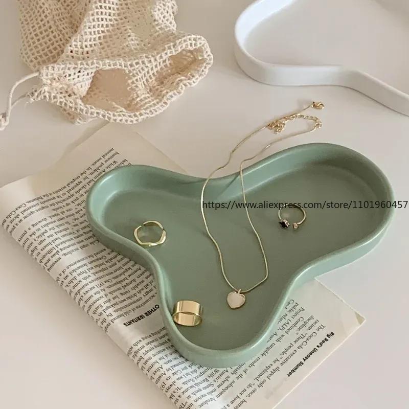 Nordic Irregular Ceramic Tray Kitchen Items Cake Stand Coffee Table Tray Dessert Aromatherapy Jewelry Storage Trays Decorative