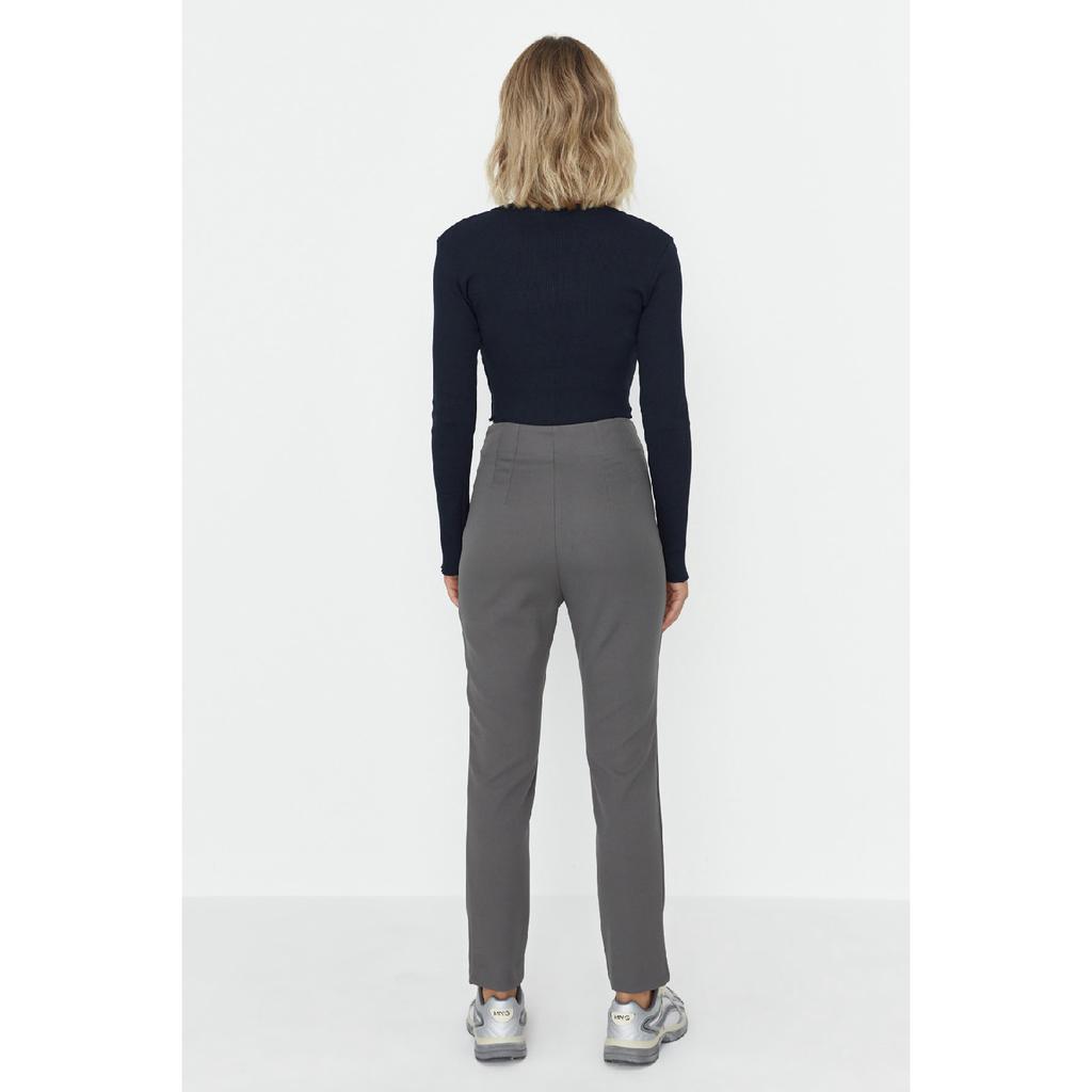 Czarne tkane spodnie w papierosowe wzory, z wysokim stanem i do kostek Twoss20pl0515