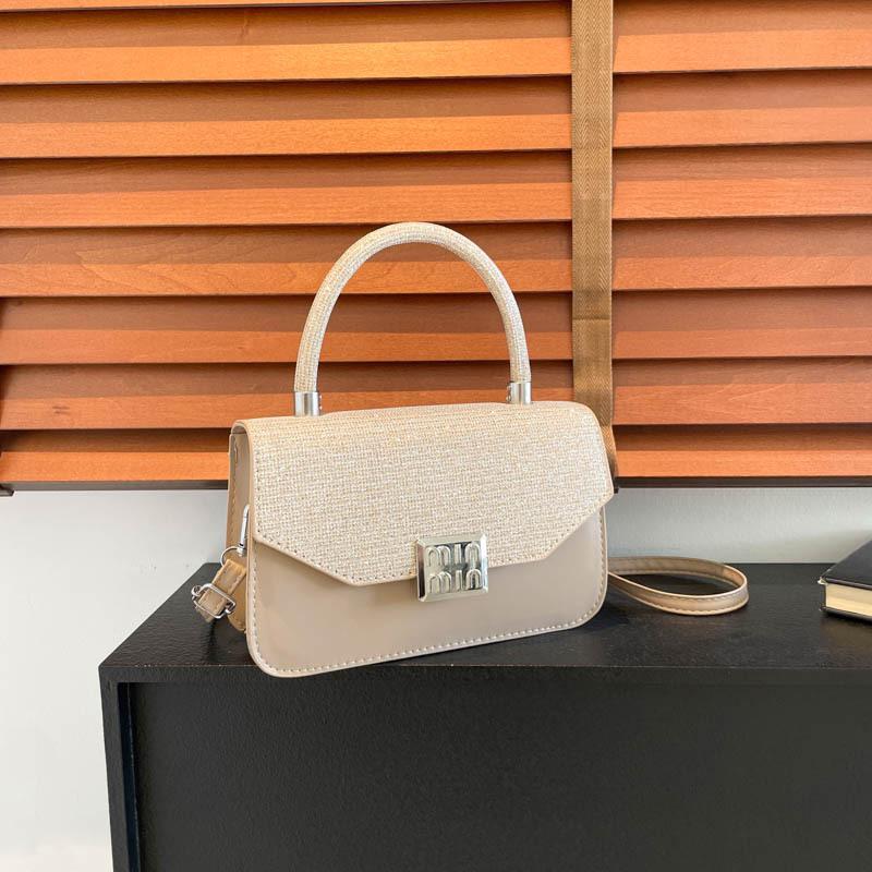 New Foreign Style Versatile Commuter Simple Messenger Bag 2025 Summer Fashion Temperament Design Sense Portable Small Square Bag Women