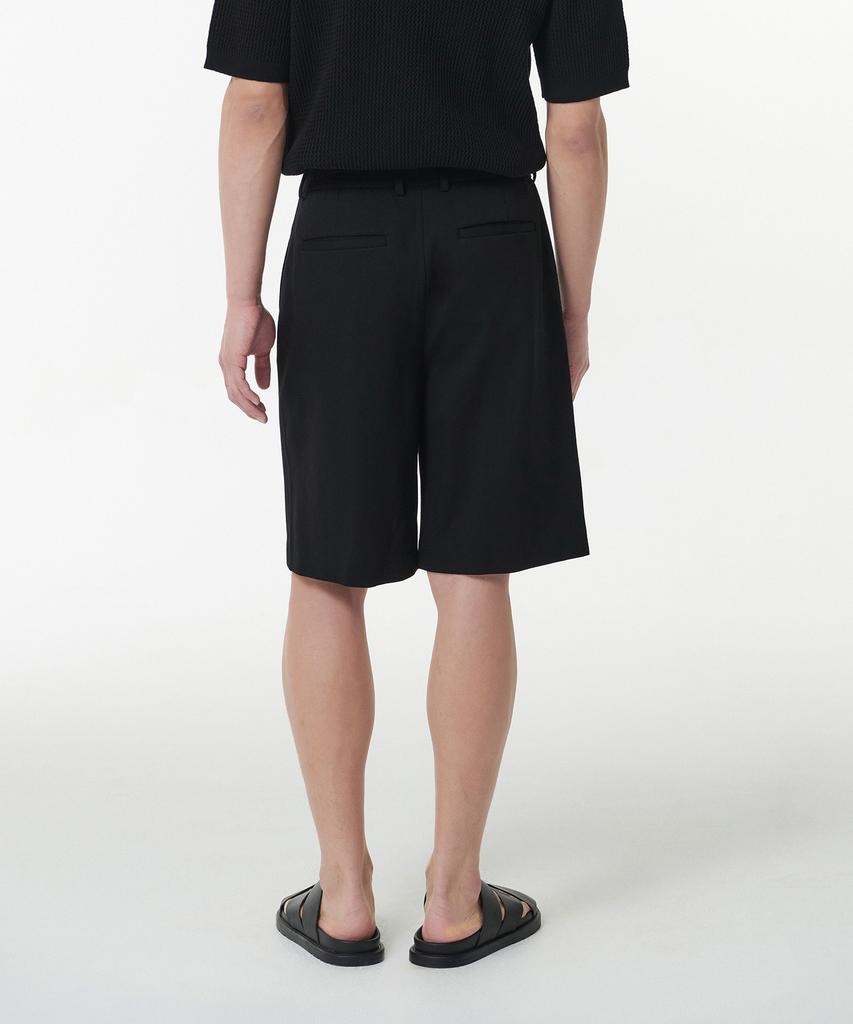 MUSINSA STANDARD Ponte One-Tuck Wide Cozy Half Slacks [Black]