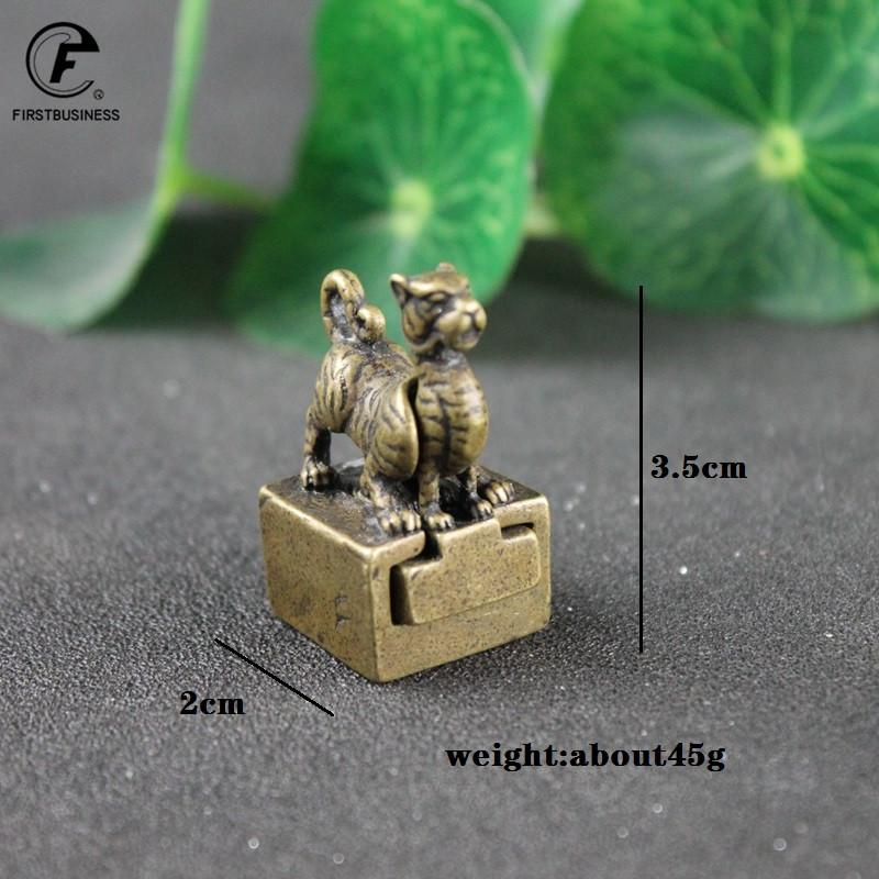 Copper Tiger Seal Ornament Lucky Feng Shui Decorations Crafts Bronze Animal Miniature Figurine Home Office Decor Accessories