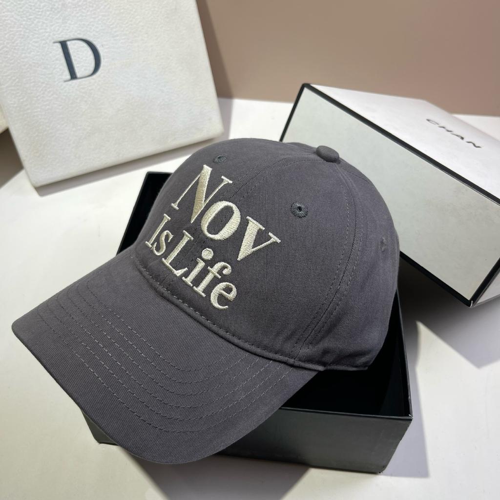 Guangzhou Alphabet Baseball Cap Simple Daily Versatile Age-Reducing Casual Cap Student Hat