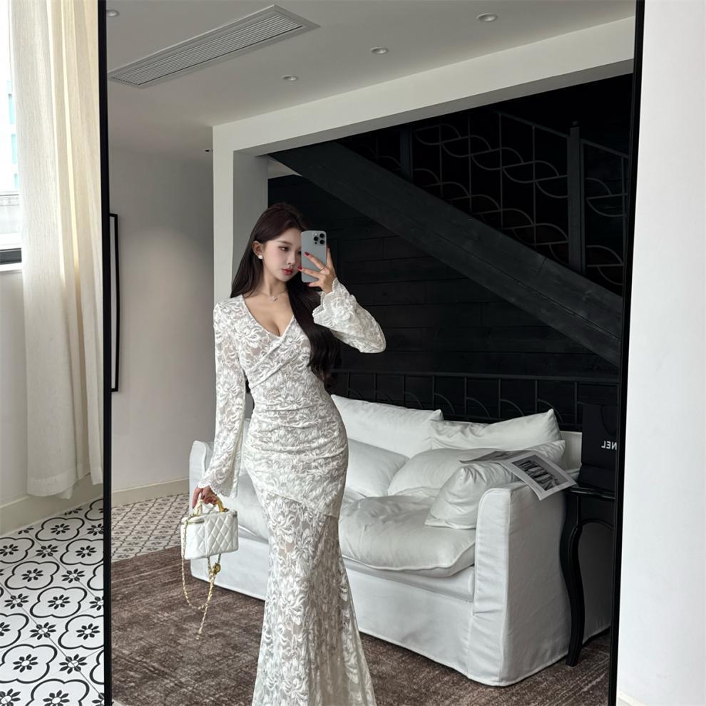 Lace Splice Deep V-Neck Mermaid Long Dress