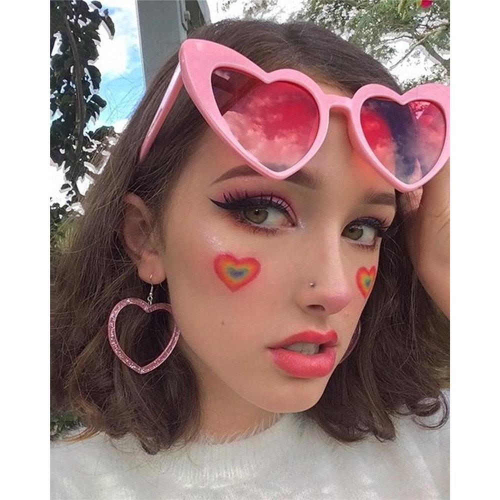Fashion Heart-Shaped Sunglasses for Women Summer UV400 Sun Glasses Brand Design Love Heart Shades Trendy Street Snap Eyewear