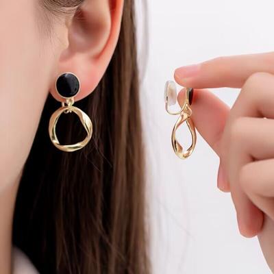 New Earrings Female Mosquito Coil Without Piercing Ear Clip Geometric Circle Earrings Female