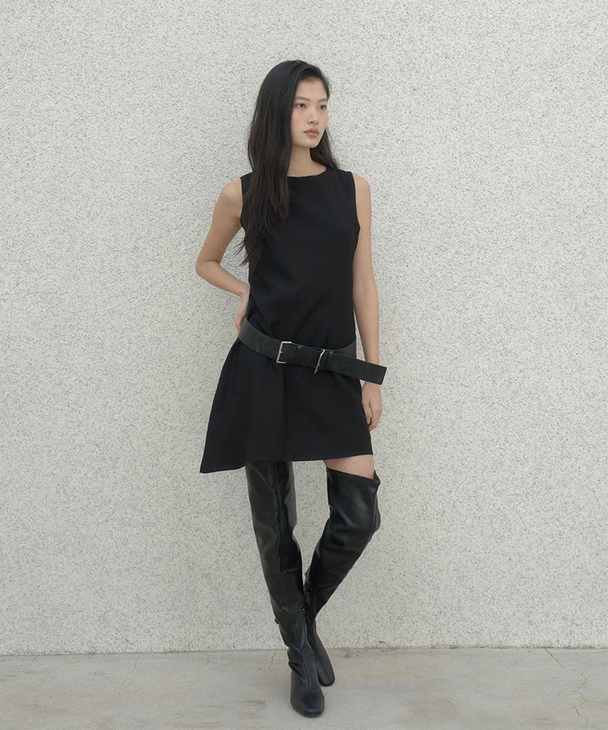 Deoenel Asymmetrical Pointed Dress - [Black]