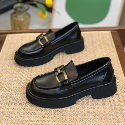 Scarpe con tacco – Mocassini da donna
