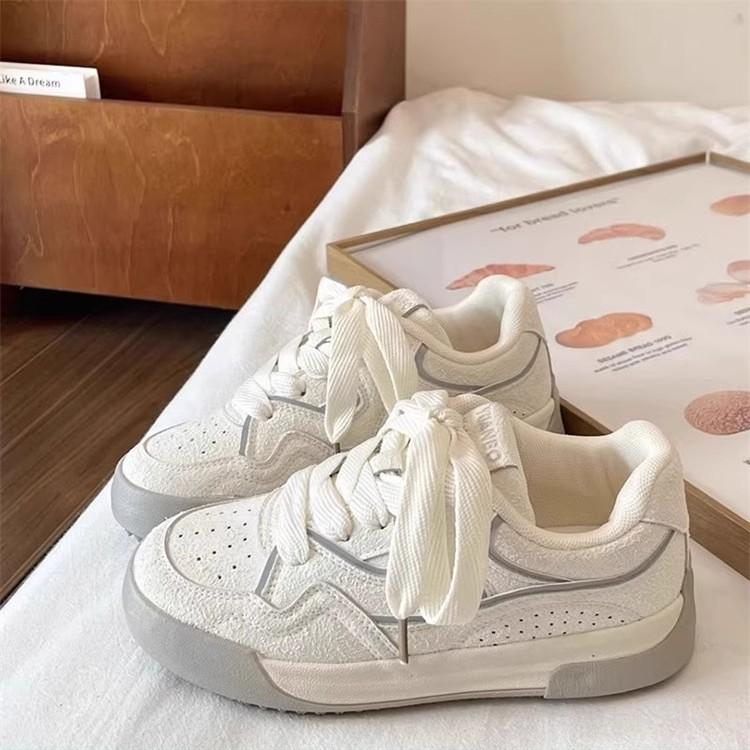 Versatile little white shoes women's new spring casual board shoes thick-soled and lightweight student women's shoes
