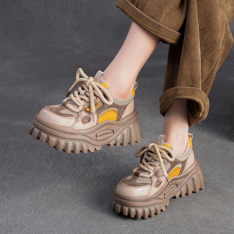 Autumn and Winter New Top Cowhide Thick Sole Color Blocked Casual Shoes for Women, Lightweight Lace Up Sponge Cake and Dad Shoes