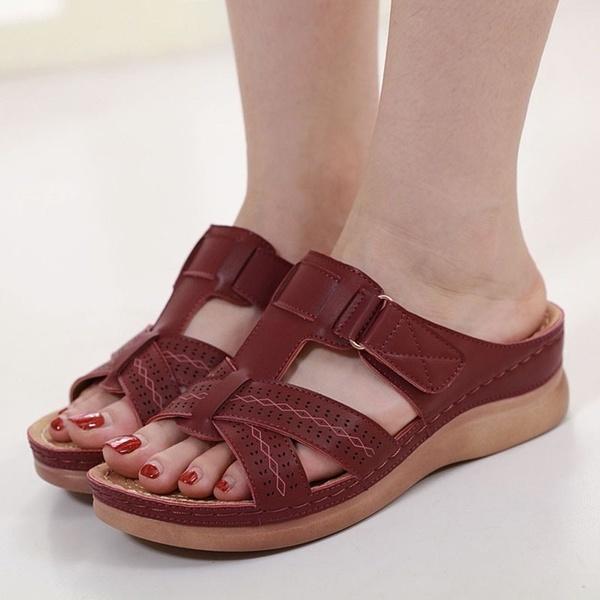 Beställ en storlek upp, sommar Kvinnor Premium Ortopediska Sandaler med öppen tå Kvinnliga Tofflor Spänne Rem Vintage Anti-halk Andas Tofflor Plus Size Sandaler