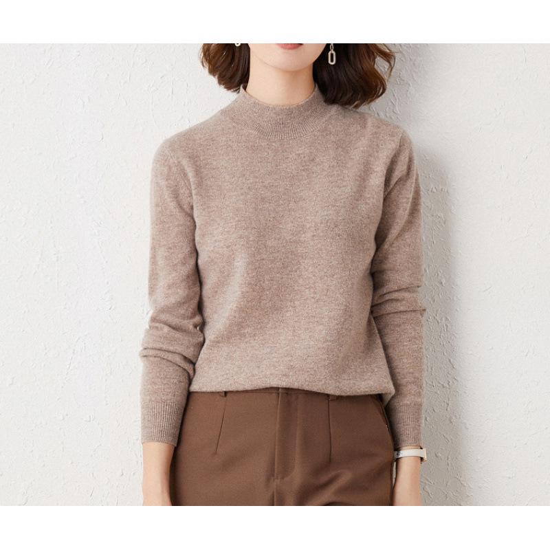 

Женский свитер свободной вязки с полувысоким воротником - пуловер с длинным рукавом для весны и осени 2025 One Size верблюд