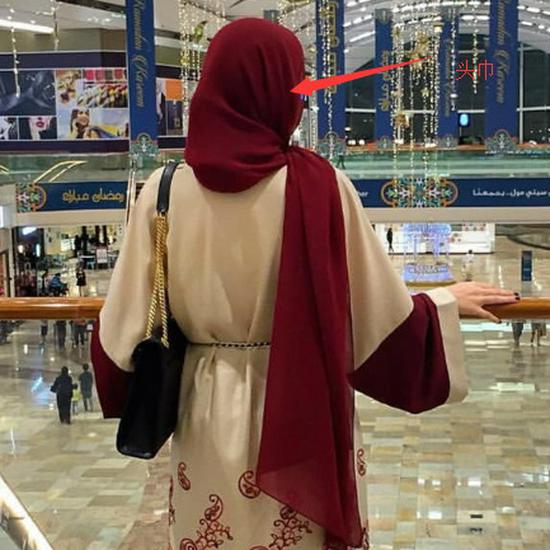 

LR101 Дубайское красное платье с отдельным красным хиджабом One Size