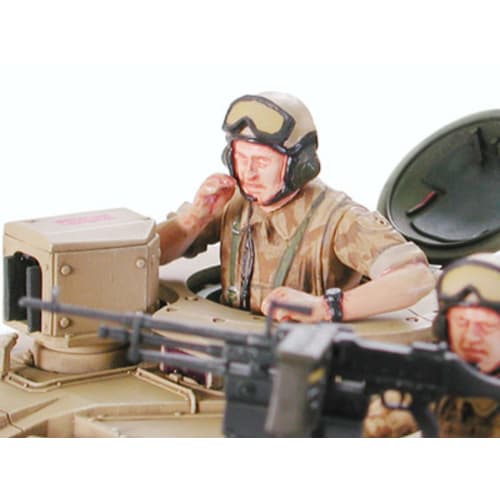 Tamiya 1/35 Military Miniature Series No. 274 British Army Main Battle Tank Challenger II Iraq War Version Plastic Model 35274