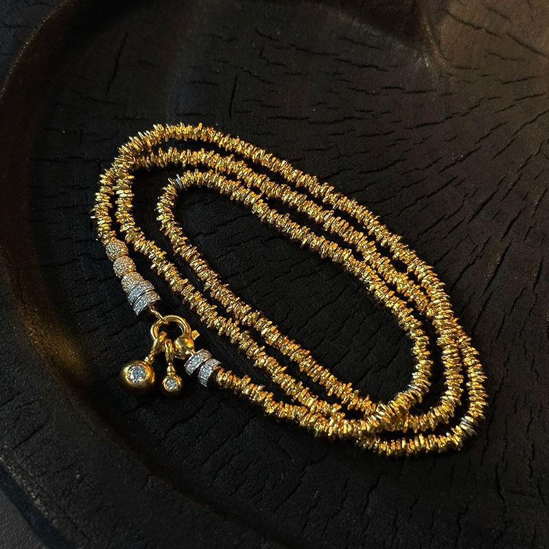 

Classic design inlay diamonds glossy Circular ring winding necklace design light luxury sweater chain party gift золотий