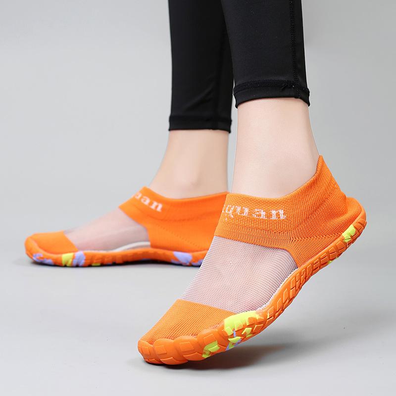 

New outdoor creek walking shoes men s and women s swimming wading shoes comfortable and breathable five-finger shoes socks shoes flying woven shoes 42