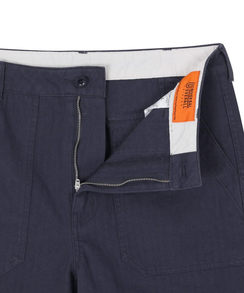 Yunibeosyeolobeolol Herringbone Shorts Navy