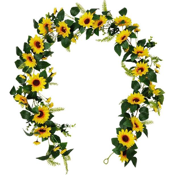 Artificial Sunflower Garland Eucalyptus Vine Artificial Rose Flowers Wreath with Green Leaves for Wedding Party Table Christmas Decoration